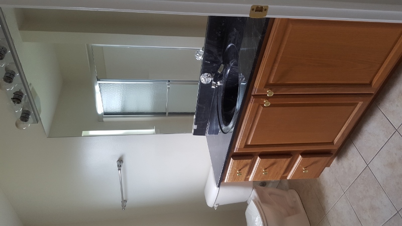 2nd Floor Bathroom