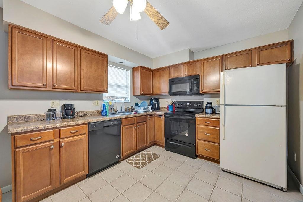 118.5 Kitchen 