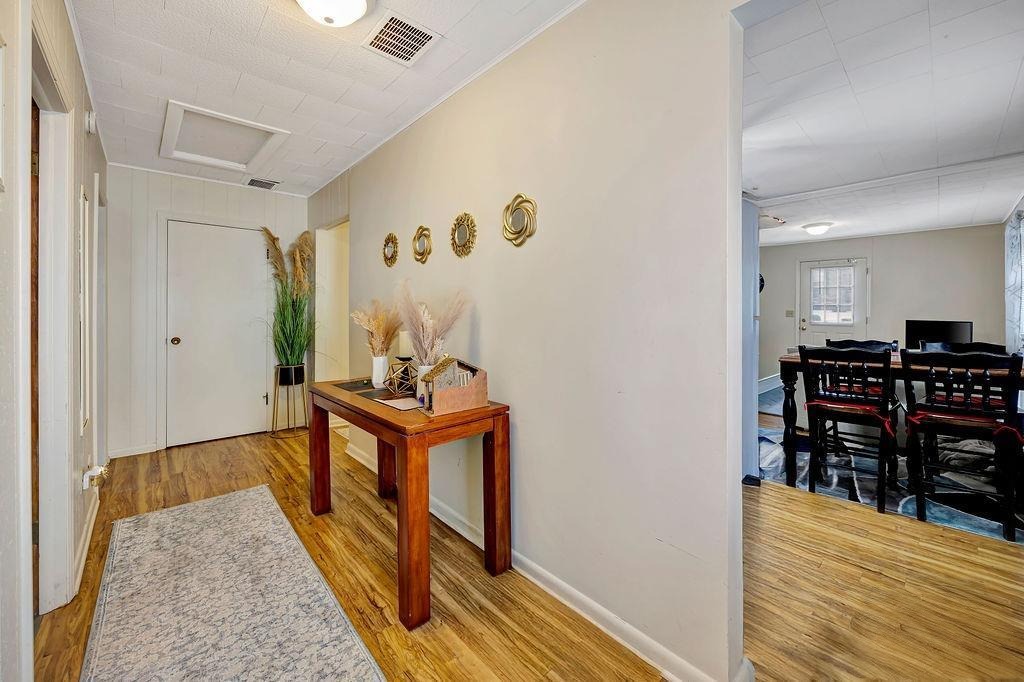 118 Back Hall