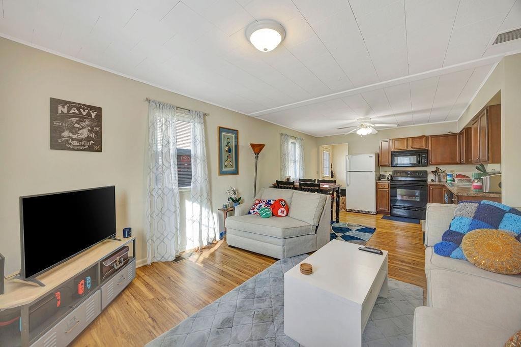 118 Living room