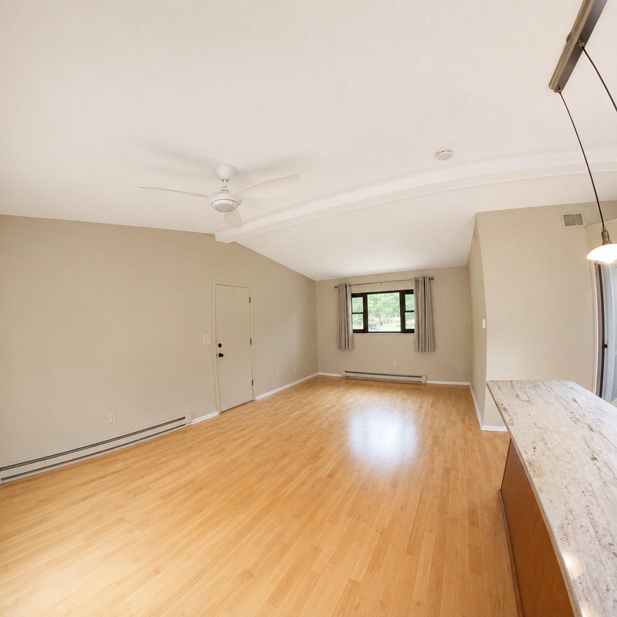 family room 2